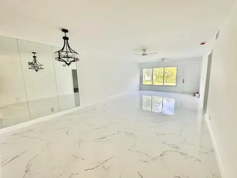 9071 Tracy Court Boca Raton FL 33496