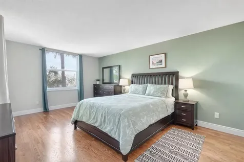 5260 Nw 2nd Avenue Boca Raton FL 33487