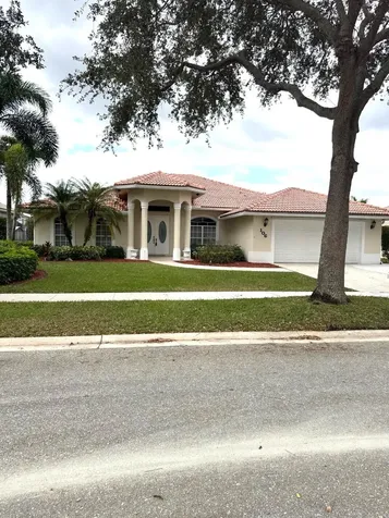 106 Pepper Tree Crescent Royal Palm Beach FL 33411