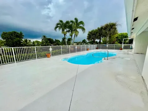 106 Pepper Tree Crescent Royal Palm Beach FL 33411