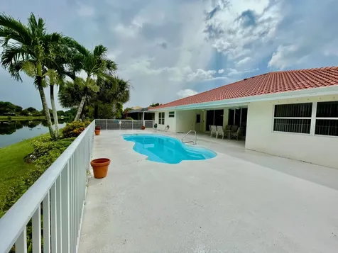 106 Pepper Tree Crescent Royal Palm Beach FL 33411