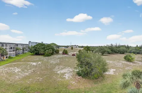 5280 Nw 2nd Avenue Boca Raton FL 33487