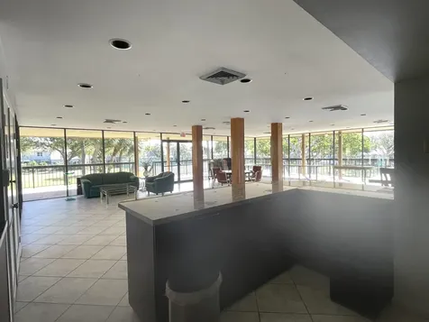 5280 Nw 2nd Avenue Boca Raton FL 33487