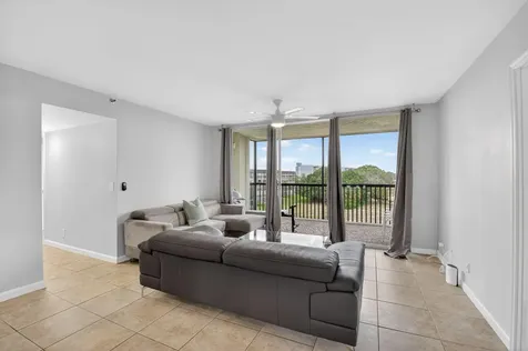 5280 Nw 2nd Avenue Boca Raton FL 33487