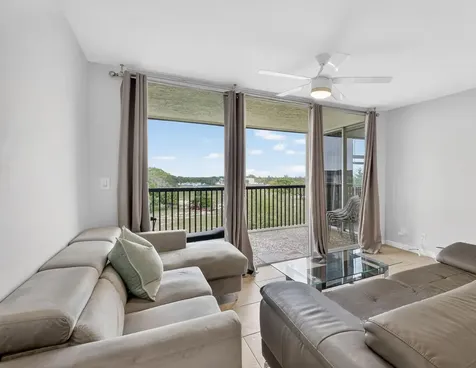 5280 Nw 2nd Avenue Boca Raton FL 33487