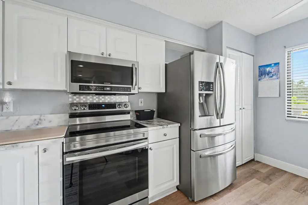 6093 Pointe Regal Circle Delray Beach FL 33484