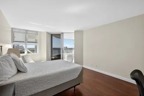 5200 N Ocean Drive Singer Island FL 33404