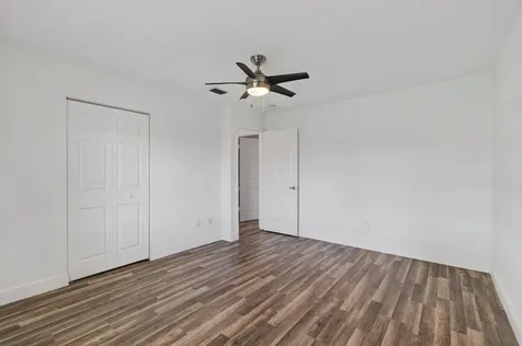 8536 Casa Del Lago Boca Raton FL 33433