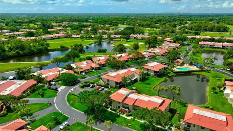 8536 Casa Del Lago Boca Raton FL 33433