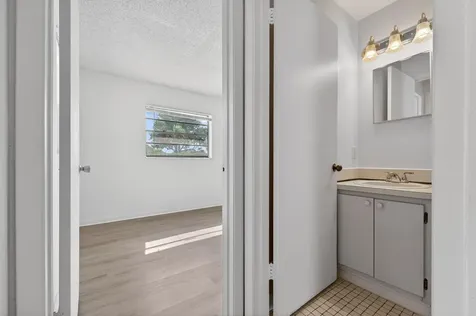 9409 NW 49th Court Sunrise FL 33351