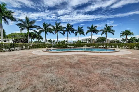 147 Fanshaw D Boca Raton FL 33434
