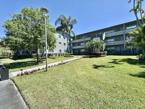147 Fanshaw D Boca Raton FL 33434
