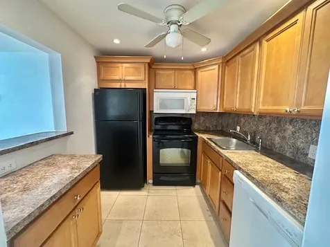 147 Fanshaw D Boca Raton FL 33434