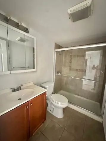 147 Fanshaw D Boca Raton FL 33434