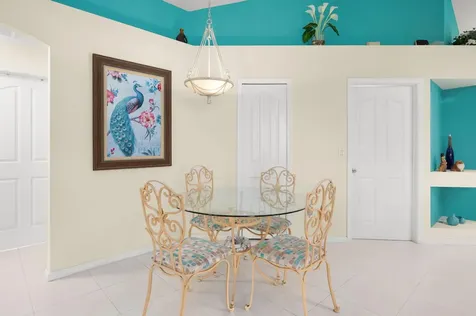 1718 Sw Columbia Street Port Saint Lucie FL 34987
