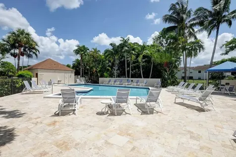 5749 Camino Del Sol Boca Raton FL 33433