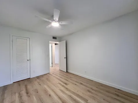 130 Chatham F West Palm Beach FL 33417