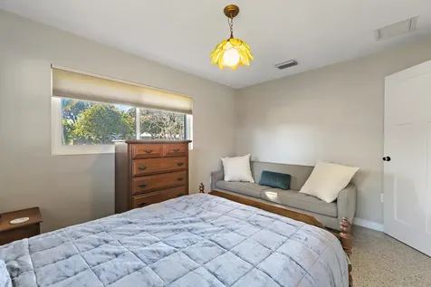 800 Anita Street Fort Pierce FL 34982