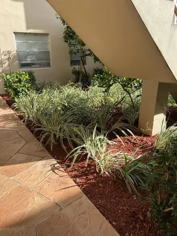 832 Normandy R Delray Beach FL 33484