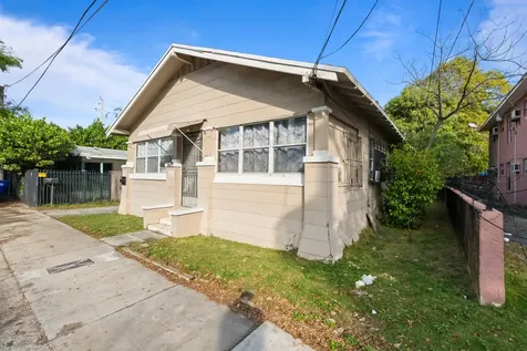8111 NE 1st Avenue Miami FL 33138