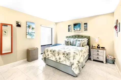 2550 Presidential Way West Palm Beach FL 33401