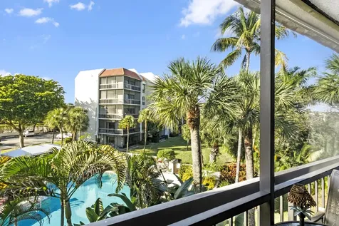 2550 Presidential Way West Palm Beach FL 33401