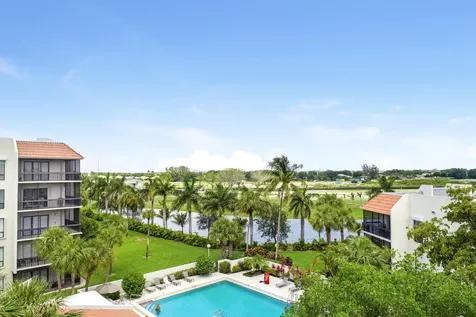 2550 Presidential Way West Palm Beach FL 33401