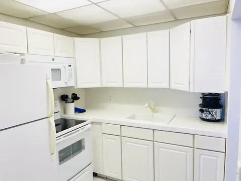 34 Kent C West Palm Beach FL 33417