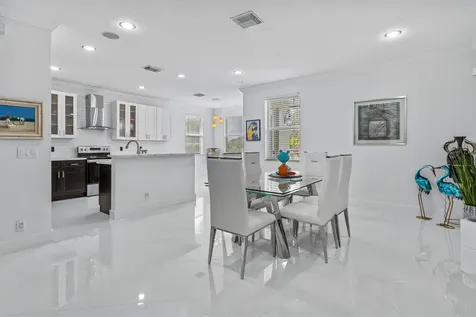 853 Gazetta Way West Palm Beach FL 33413