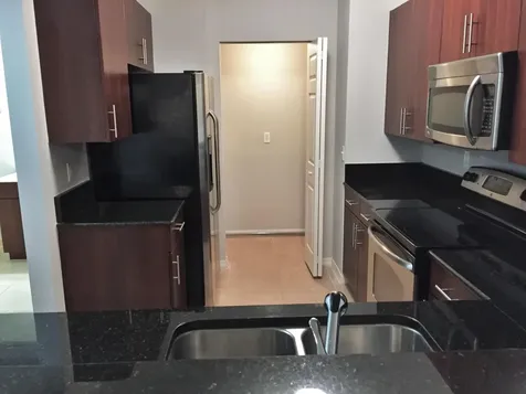 4905 Midtown Lane Palm Beach Gardens FL 33418