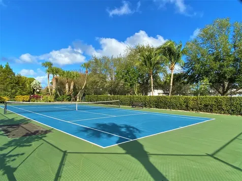 4905 Midtown Lane Palm Beach Gardens FL 33418