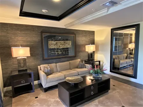 4905 Midtown Lane Palm Beach Gardens FL 33418
