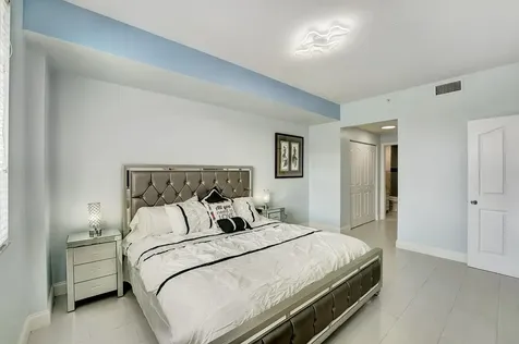 250 NE 3rd Avenue Delray Beach FL 33444
