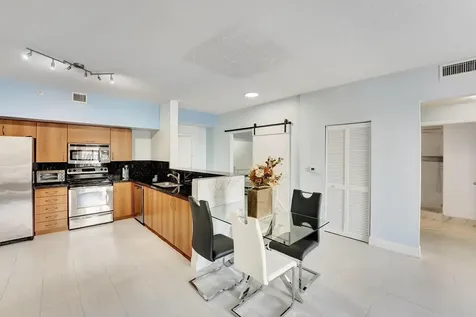 250 NE 3rd Avenue Delray Beach FL 33444