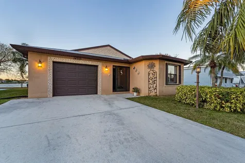 14550 Dulce Real Avenue Fort Pierce FL 34951