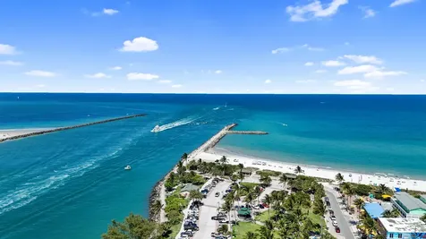 14550 Dulce Real Avenue Fort Pierce FL 34951