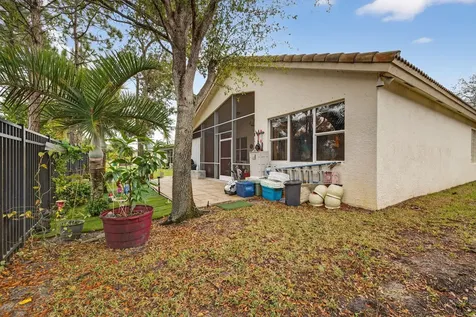 1740 Sw Jamesport Drive Port Saint Lucie FL 34953