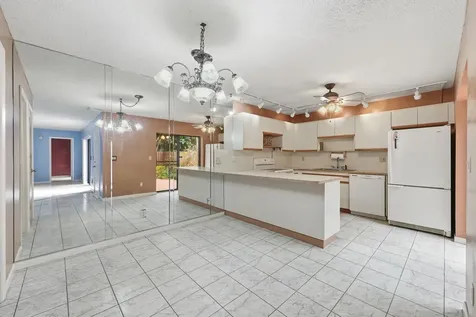 6520 Se Windsong Lane Stuart FL 34997