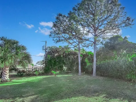 2485 Se Saphire Terrace Terrace Port Saint Lucie FL 34952