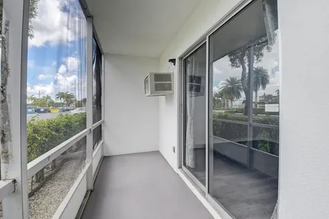 49 Suffolk B Boca Raton FL 33434