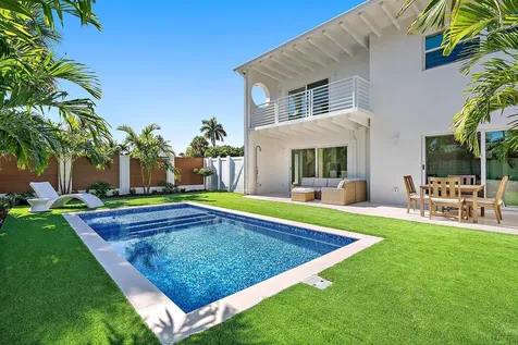107 Sandal Lane Palm Beach Shores FL 33404