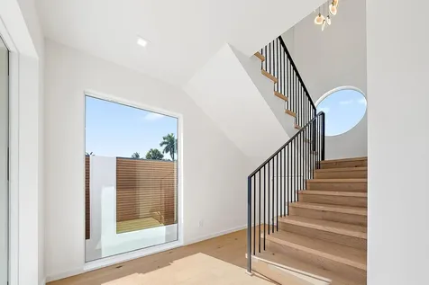 107 Sandal Lane Palm Beach Shores FL 33404