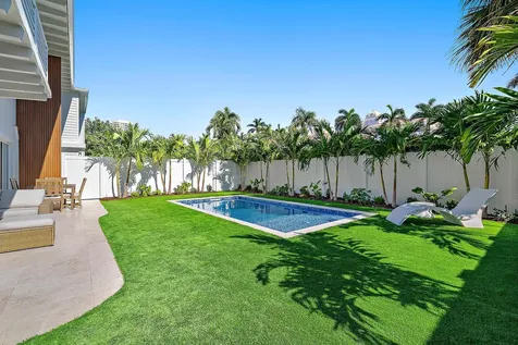 107 Sandal Lane Palm Beach Shores FL 33404