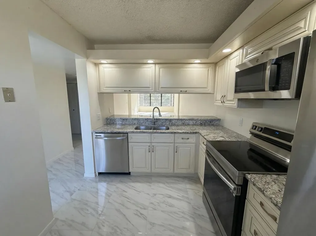 3826 Whitehall Drive West Palm Beach FL 33401