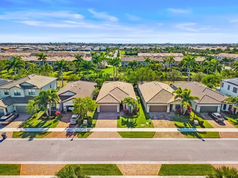 8359 Hanoverian Drive Lake Worth FL 33467