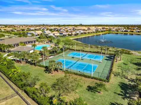 8359 Hanoverian Drive Lake Worth FL 33467