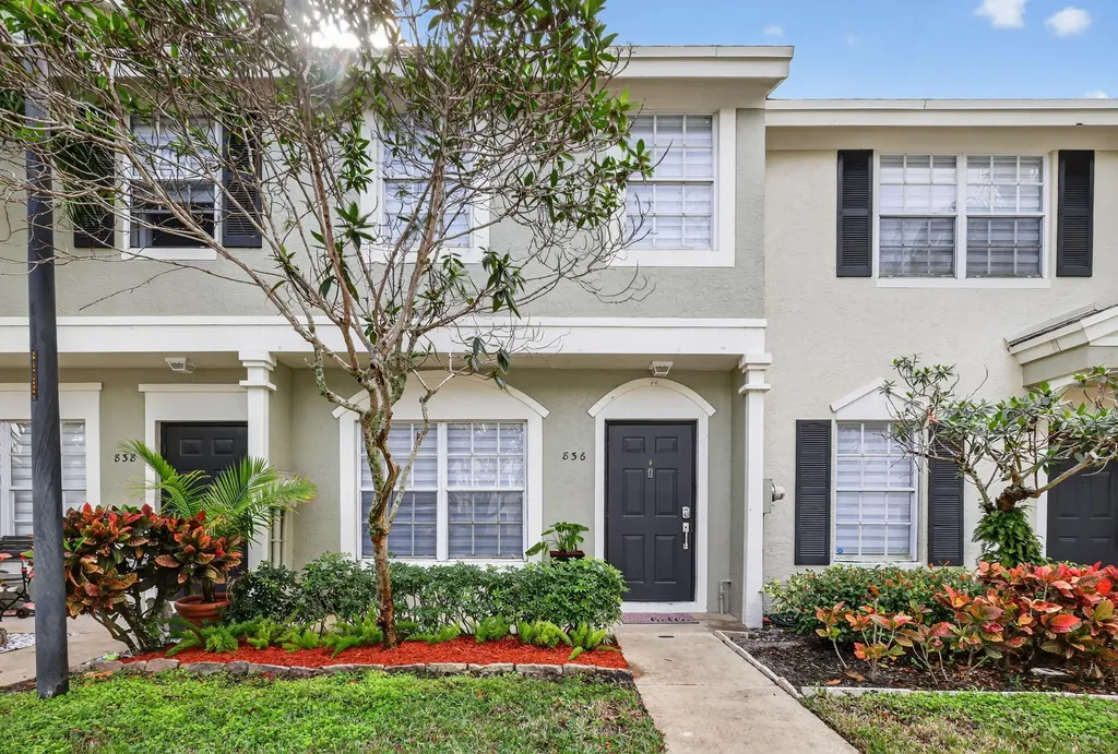 836 Kokomo Key Lane Delray Beach FL 33483