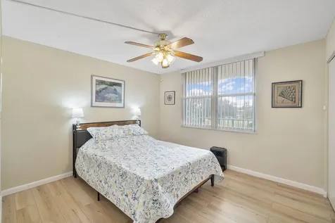 27 Abbey Lane Delray Beach FL 33446