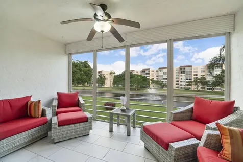 27 Abbey Lane Delray Beach FL 33446