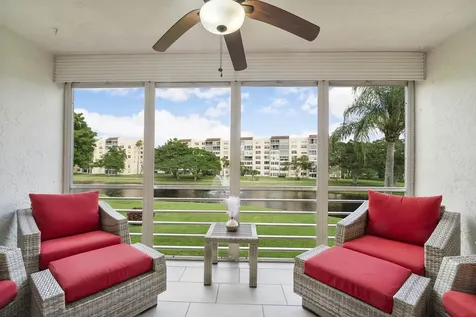 27 Abbey Lane Delray Beach FL 33446